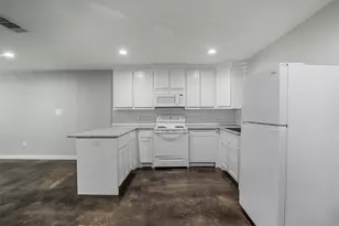 410 S Mirick Ave, Denison, TX 75020 - Photo 6