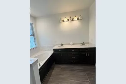 2660 Venice Drive #1, Grand Prairie, TX 75054 - Photo 8
