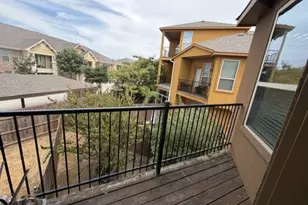 2660 Venice Dr, Grand Prairie, TX 75054 - Photo 2