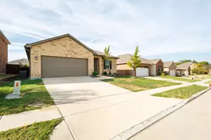 817 Cedar Elm Dr, Anna, TX 75409 - Photo 1