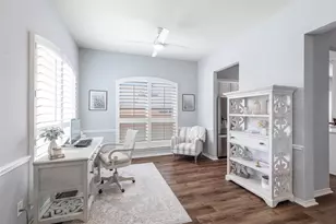 1829 Melton Dr, Carrollton, TX 75010 - Photo 6