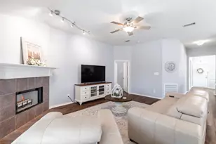 1829 Melton Dr, Carrollton, TX 75010 - Photo 16