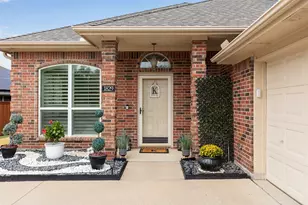 1829 Melton Dr, Carrollton, TX 75010 - Photo 4