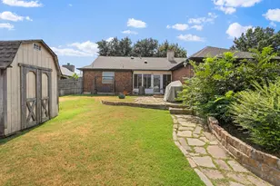 1633 Crosshaven Dr, Lewisville, TX 75077 - Photo 26