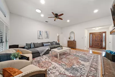 1633 Crosshaven Drive, Lewisville, TX 75077 - Photo 6