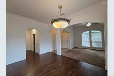 601 Crestview Court, Saginaw, TX 76179 - Photo 10