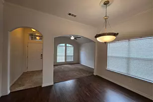 601 Crestview Ct, Saginaw, TX 76179 - Photo 6