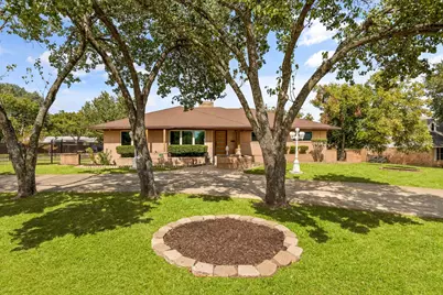 1433 W Red Bird Lane, Dallas, TX 75232 - Photo 1