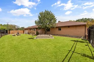 1433 W Red Bird Ln, Dallas, TX 75232 - Photo 34