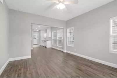 426 W Coffin Street, Denison, TX 75020 - Photo 2
