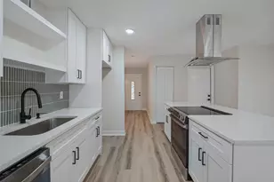 5221 Alpha Dr, The Colony, TX 75056 - Photo 6