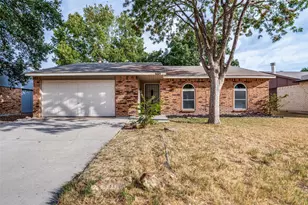 5221 Alpha Dr, The Colony, TX 75056 - Photo 2