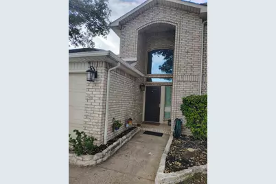 916 Pennsylvania Drive, Saginaw, TX 76131 - Photo 4
