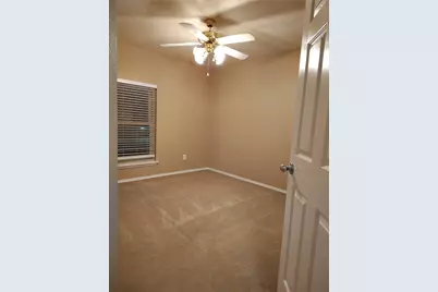 916 Pennsylvania Drive, Saginaw, TX 76131 - Photo 14