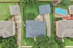7509 Hamner Ln, Plano, TX 75024 - Photo 10