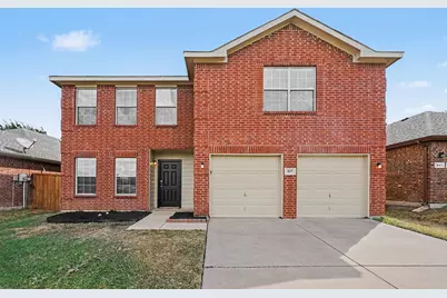 937 Iona Drive, Fort Worth, TX 76120 - Photo 1