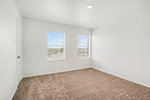 937 Iona Dr, Fort Worth, TX 76120 - Photo 14