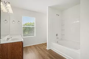 937 Iona Dr, Fort Worth, TX 76120 - Photo 12
