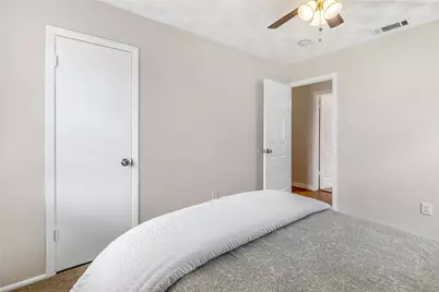 517 Aransas Drive, Euless, TX 76039 - Photo 12