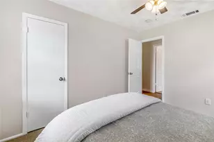 517 Aransas Dr, Euless, TX 76039 - Photo 12
