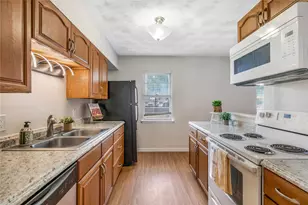 517 Aransas Dr, Euless, TX 76039 - Photo 10