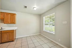 1328 S Travis St, Sherman, TX 75090 - Photo 6