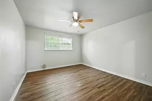 1328 S Travis St, Sherman, TX 75090 - Photo 10