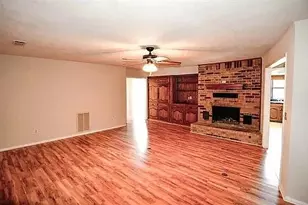 910 N Lydia St, Stephenville, TX 76401 - Photo 6