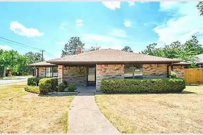 910 N Lydia Street, Stephenville, TX 76401 - Photo 1