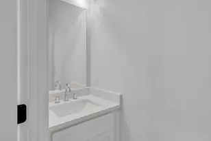 2731 Maurine F. Bailey Way, Dallas, TX 75215 - Photo 22