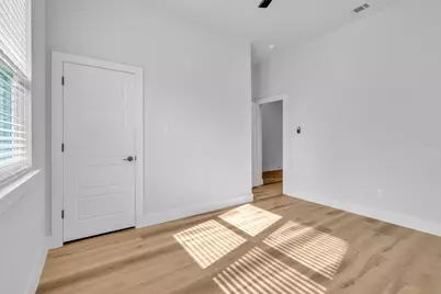2731 Maurine F. Bailey Way, Dallas, TX 75215 - Photo 4