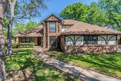 8808 Sylvan Court, Fort Worth, TX 76120 - Photo 4