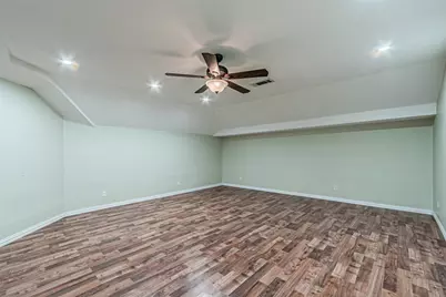 8808 Sylvan Court, Fort Worth, TX 76120 - Photo 32