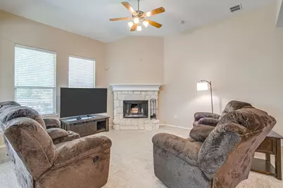 3601 Hudgins Ranch Road, Fort Worth, TX 76262 - Photo 16