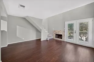 2311 Balsam Dr, Arlington, TX 76006 - Photo 4