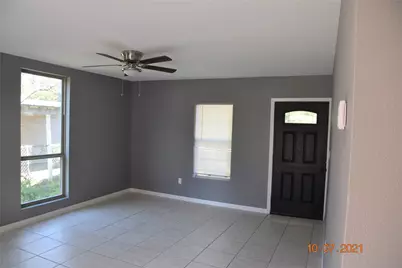 670 W Oak Street, Stephenville, TX 76401 - Photo 2