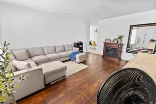 401 E Davis Ave, Alvarado, TX 76009 - Photo 4
