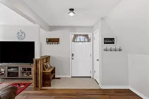 518 Warren Rd, Lorena, TX 76655 - Photo 4