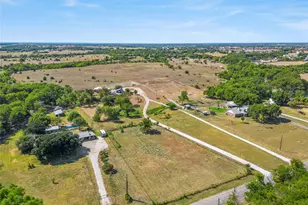 518 Warren Rd, Lorena, TX 76655 - Photo 26