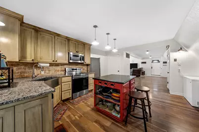 518 Warren Road, Lorena, TX 76655 - Photo 8