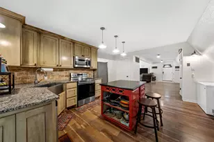 518 Warren Rd, Lorena, TX 76655 - Photo 8