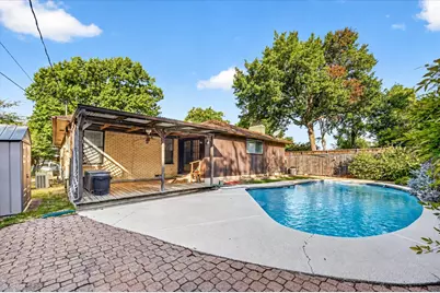 11630 Tuscany Way, Dallas, TX 75218 - Photo 14