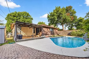 11630 Tuscany Way, Dallas, TX 75218 - Photo 14