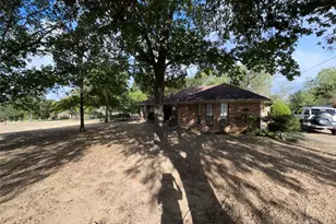108 Jim Cir, Lorena, TX 76655 - Photo 4