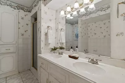 7625 Woodstone Lane, Dallas, TX 75248 - Photo 32