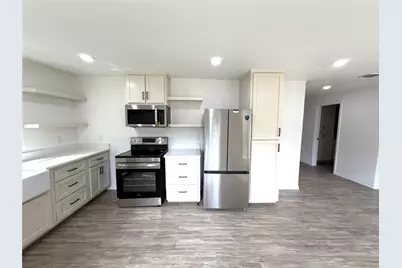 600 Scurlock Street, Grandview, TX 76050 - Photo 8