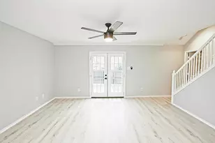 1379 Honeysuckle Ln, Lewisville, TX 75077 - Photo 12