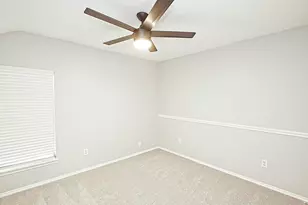 1379 Honeysuckle Ln, Lewisville, TX 75077 - Photo 32