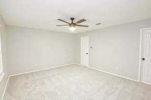 1379 Honeysuckle Ln, Lewisville, TX 75077 - Photo 16