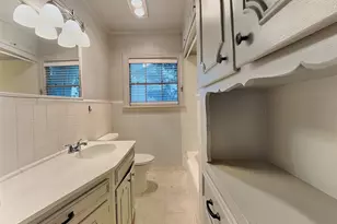 4124 Lovell Ave, Fort Worth, TX 76107 - Photo 2